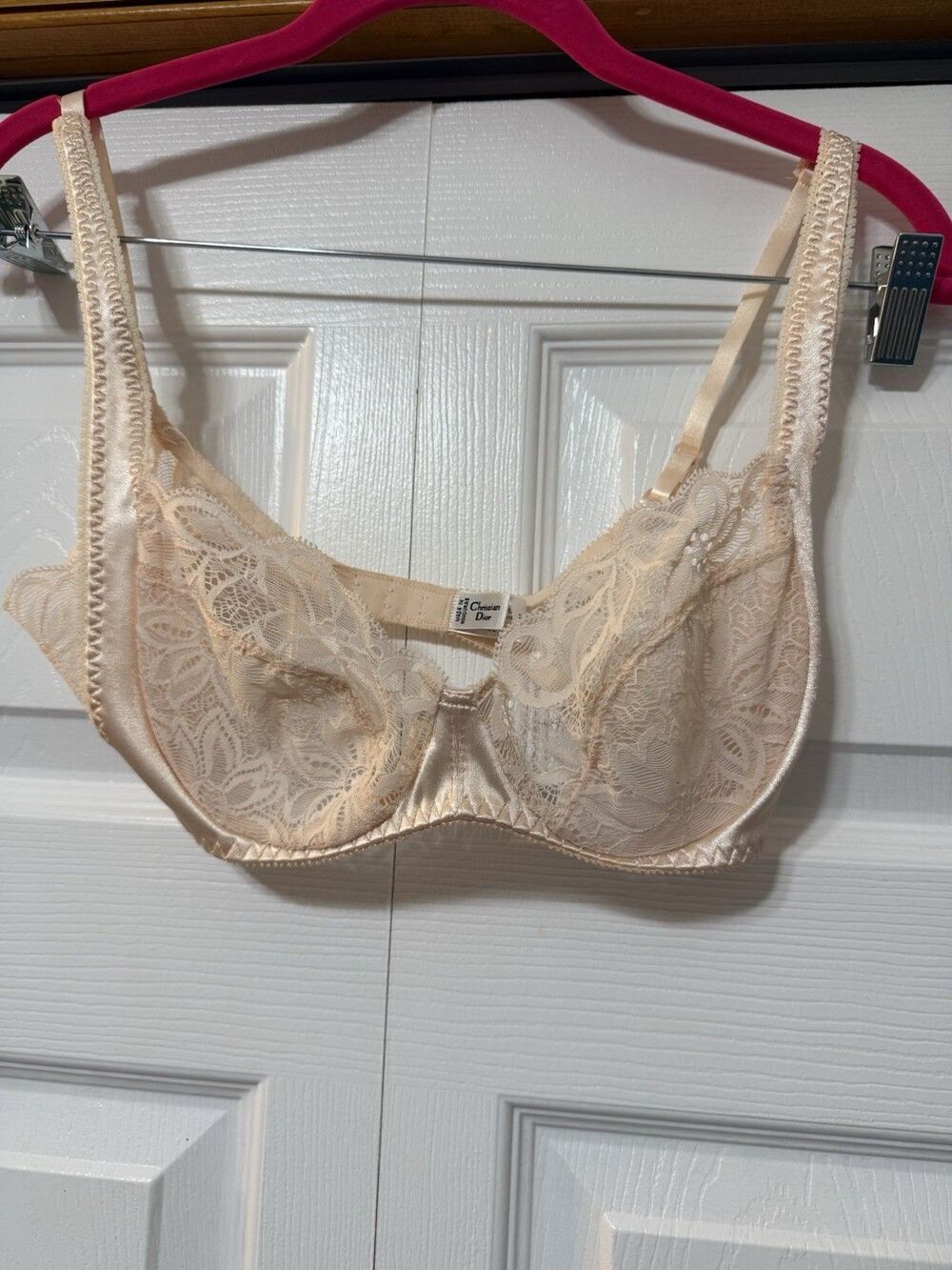 New Christian Dior Intimates 36B Beige Floral Lace Underwire Bra Hook & Eye 1422